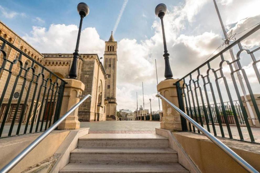 Sea View 2 Bedroom Apartment Marsaskala Exterior foto
